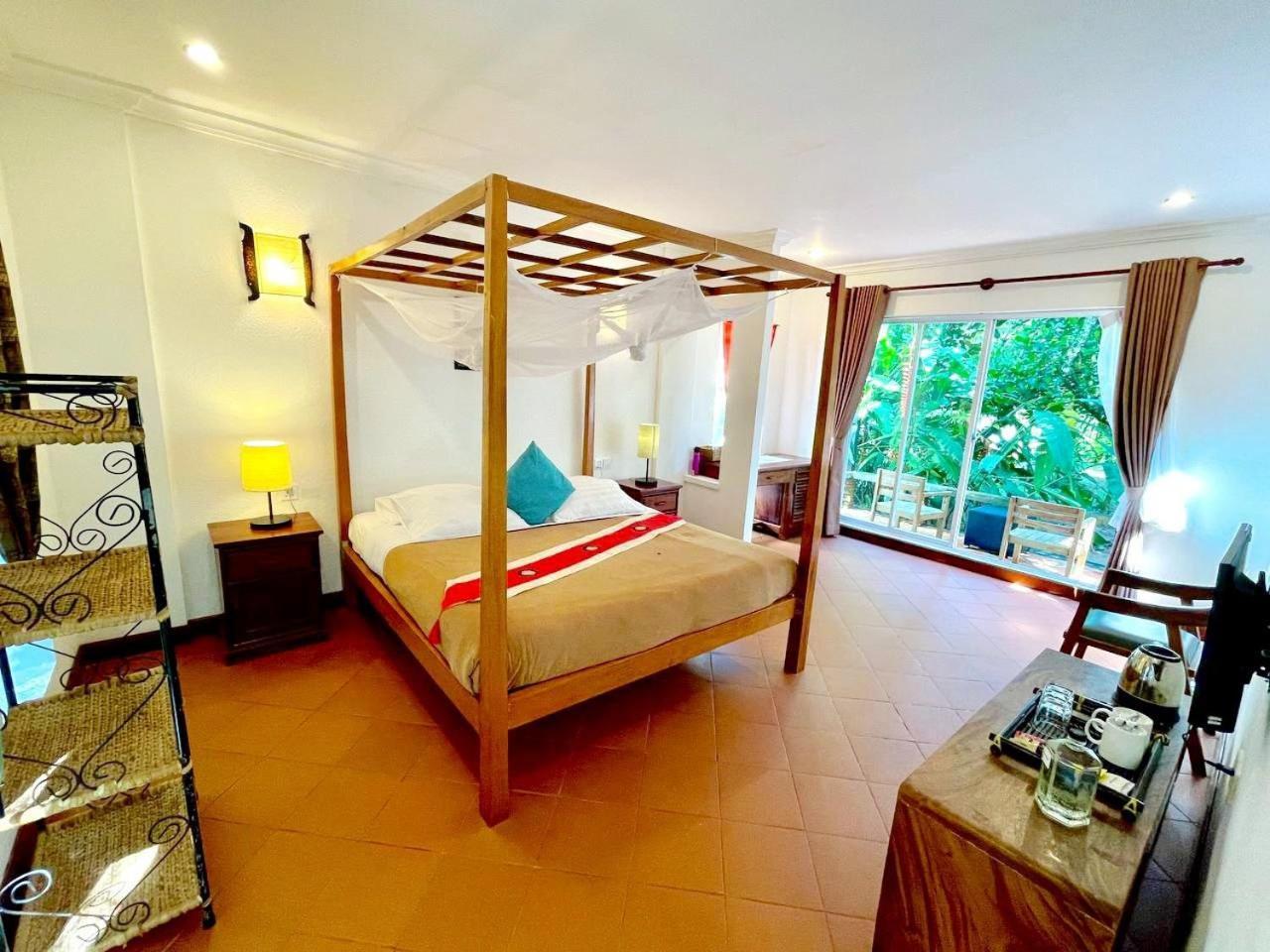Sabbay Kep Hotel Екстериор снимка